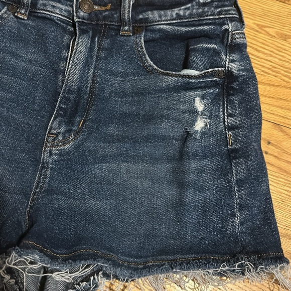 American Eagle Shorts size 6 - Picture 2 of 8